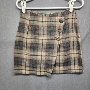 Vintage Tracy Evans Wool Blend Mini Wrap Skirt Size 7 Plaid Buttons Made in USA